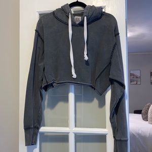 Cropped Sweatshirt with Oversized String